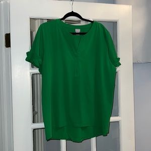 Chico’s green shirt sleeve blouse